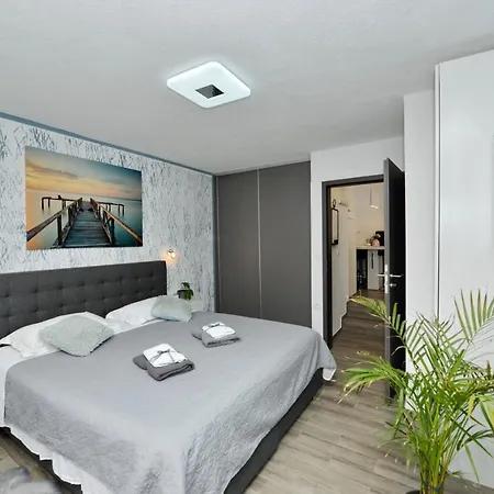 Pop&rock House Holiday home Zadar